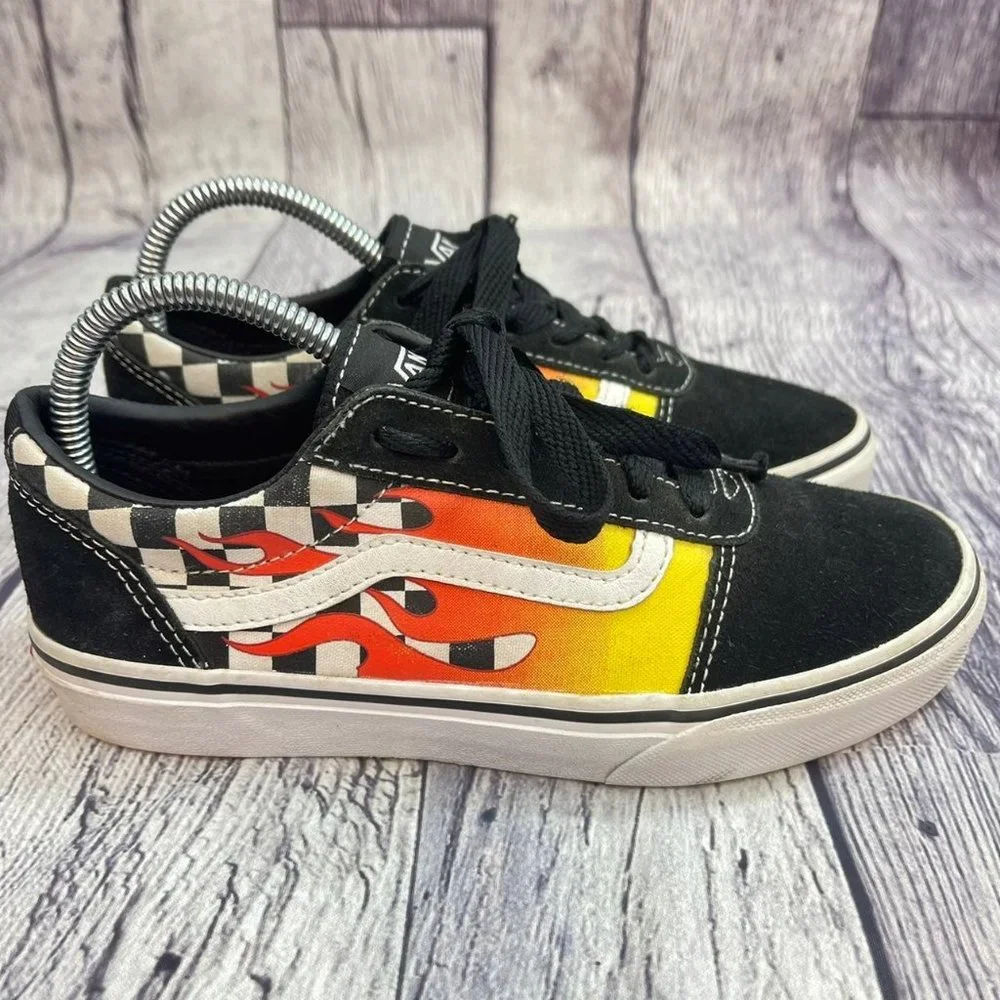 VANS Old Skool Checkerboard Flame Fire Skate Shoes Youth Kids Size 4 Black